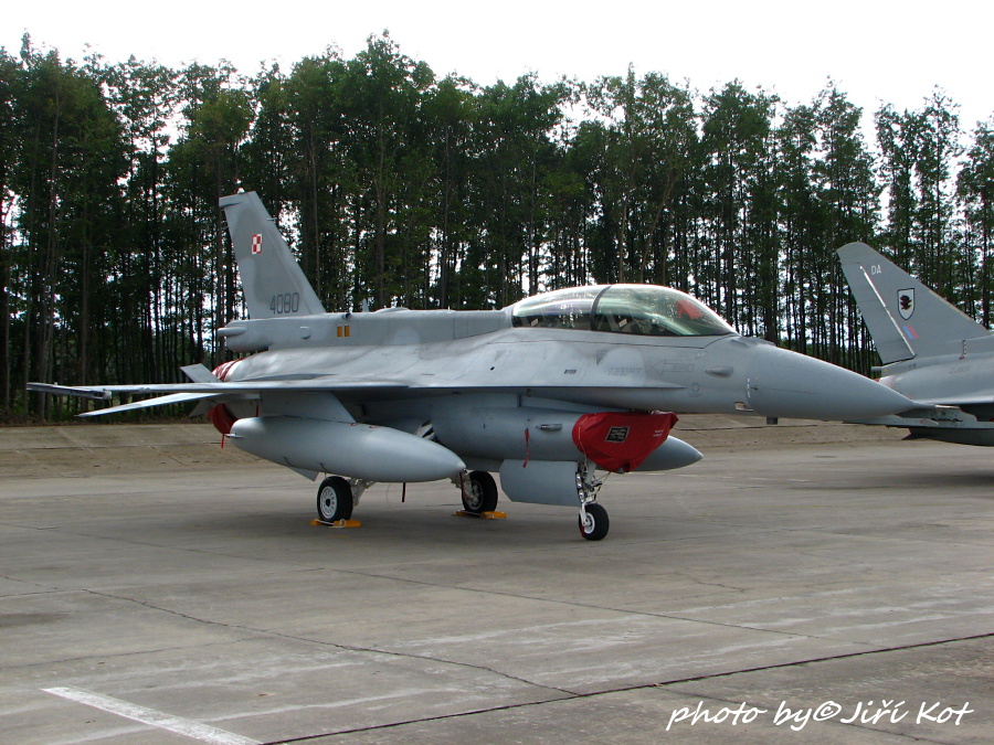 F-16DJ (4080)